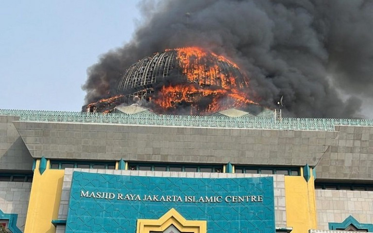 Kubah Masjid JIC Terbakar, Kerugian Capai Rp 1 M