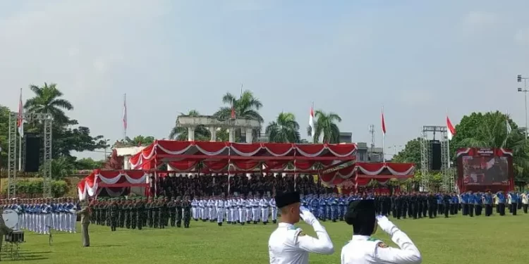 Gubernur Jatim Gelar Peringatan Hari Pahlawan di Monumen Tugu Pahlawan