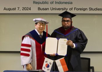 Penulis: Prof. Dr. Ali Mochtar Ngabalin, S.Ag., M.Si