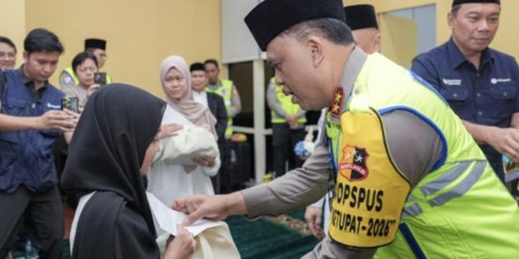 Kakorlantas-Menhub Doa Bersama di Command Center KM 29 Jelang Operasi Ketupat 2026